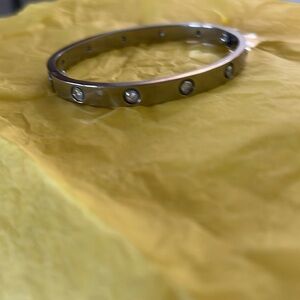 “Wanna be” Cartier love bracelet.. not authentic !